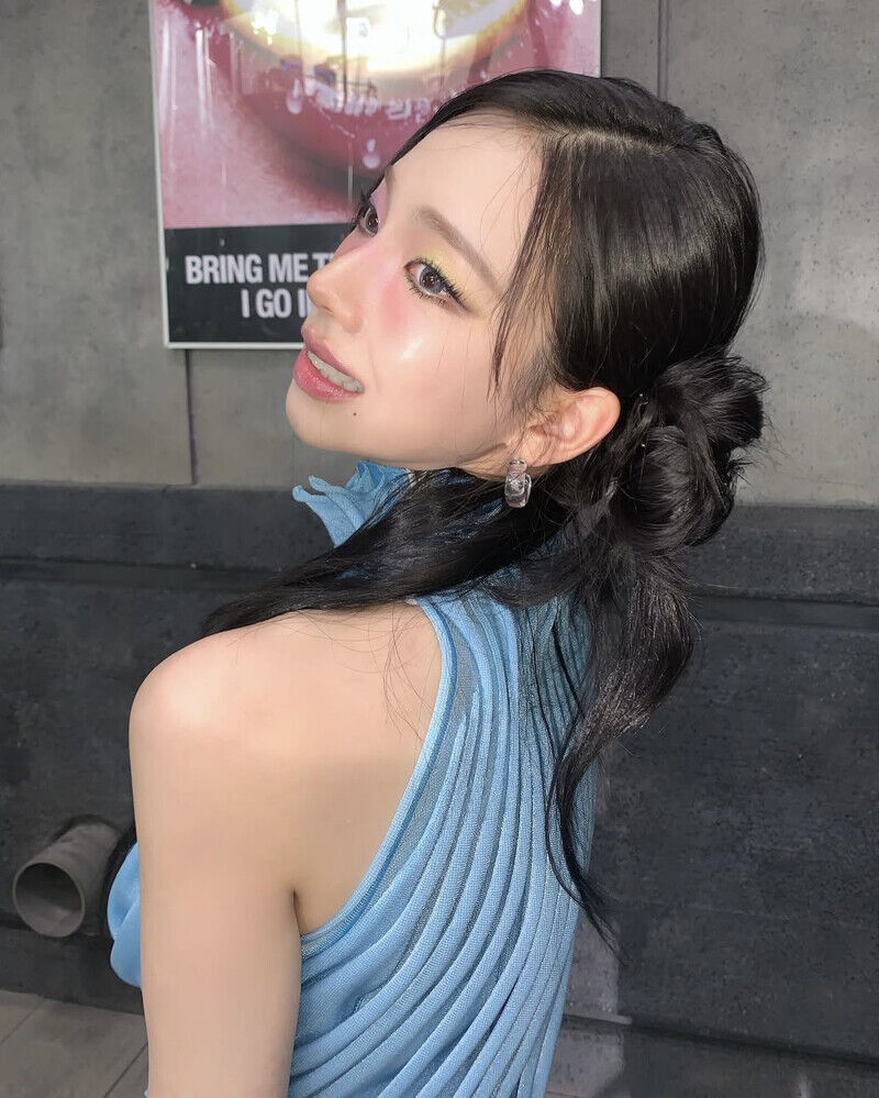 aespa《LEMONADE》妝容解析!Karina眼下腮紅、Winter檸檬奶油妝,4位成員Y2K造型一次看