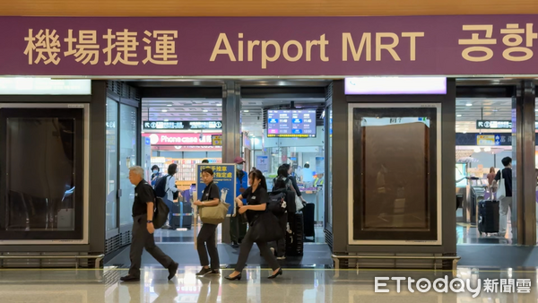▲▼桃園機場,機場捷運,A13,機場第二航廈站。(圖/記者姜國輝攝)