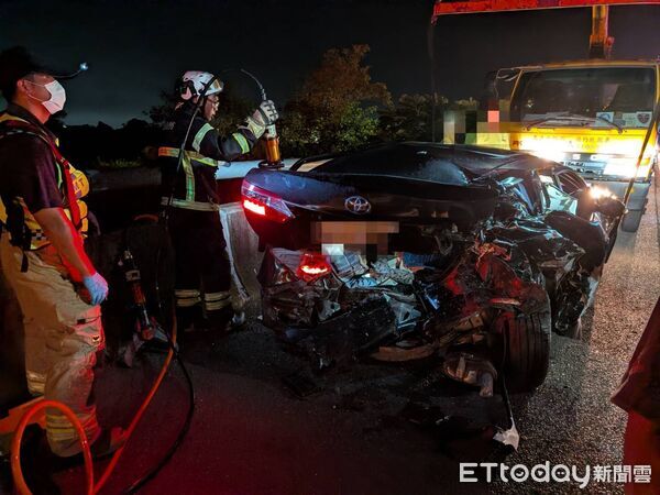 ▲▼ 國1車禍2死!家屬慟「月中寶寶等不到媽媽」 淚求影片釐清事故 。(圖/記者翁伊森翻攝)