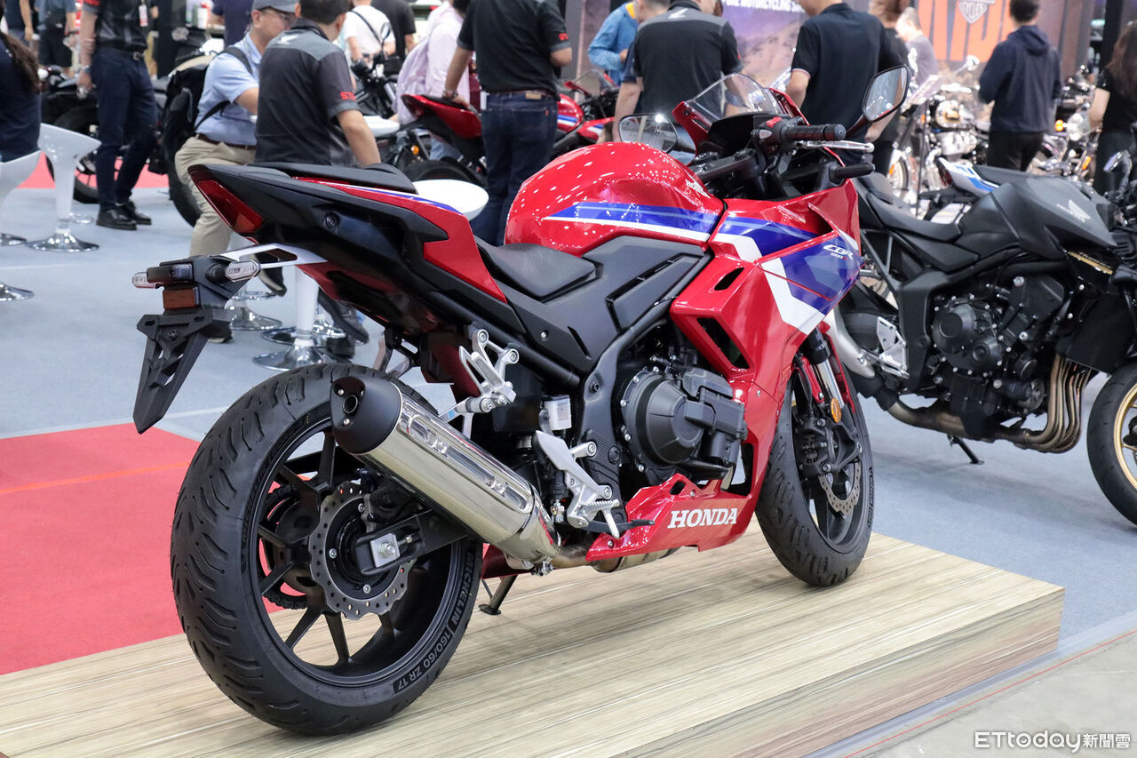 ▲Honda「CBR500R電子離合器版」實車搶先看!開價30.9萬第3季交車。(圖/記者張慶輝攝)