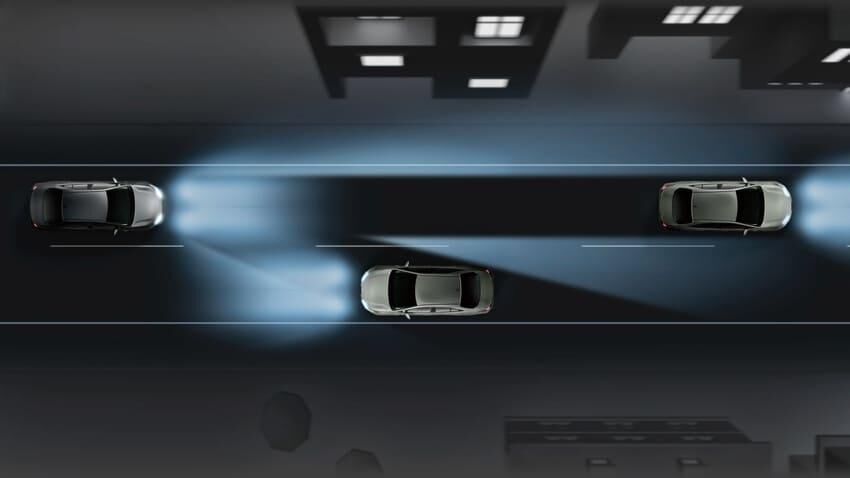 ▲TOYOTA當家油電掀背Prius日本上市。(圖/翻攝自TOYOTA)