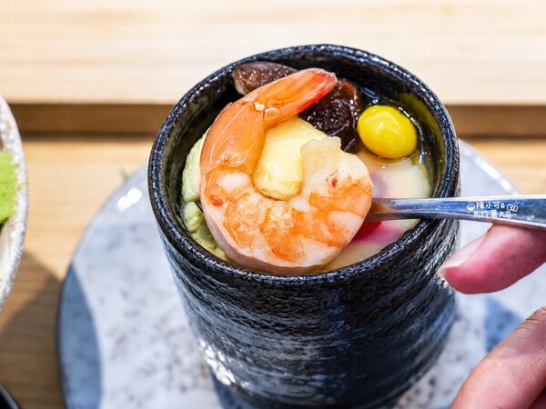 ▲▼本華壽司。(圖/陳小可的吃喝玩樂授權提供)
