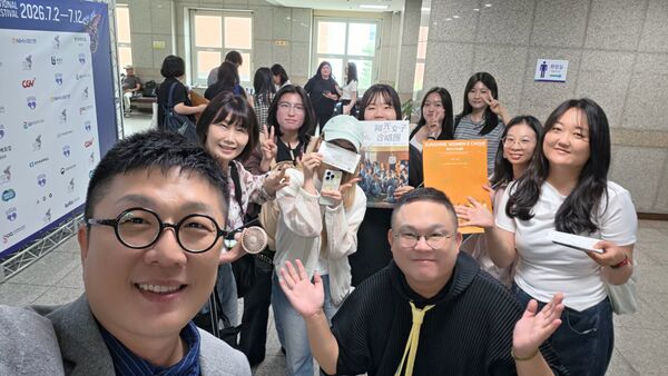 ▲《陽光女子合唱團》導演林孝謙、編劇呂安弦重返富川影展。(圖/富川奇幻國際影展提供)