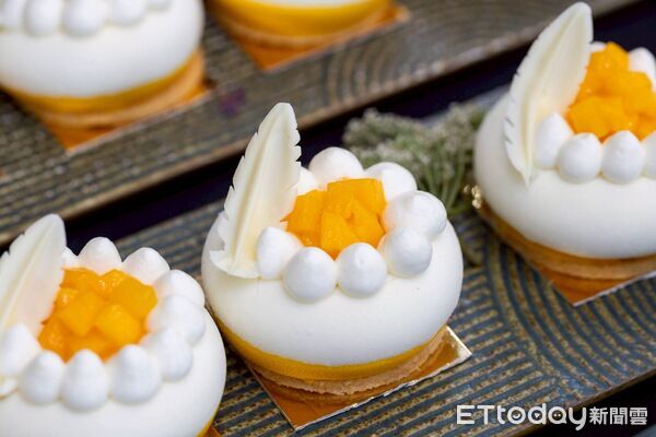 ▲「漢來海港」7月31日前推出「黑奢甜點季」。(圖/漢來美食)
