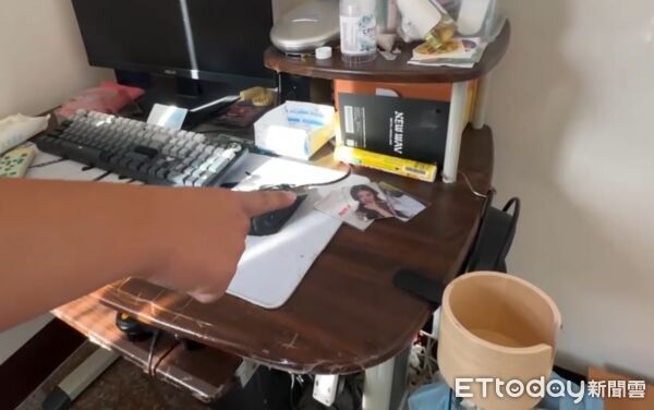 ▲雲林虎尾鎮三合里一處民宅遭竊,監視器拍下竊賊兩度進出屋內。(圖/記者游瓊華翻攝)