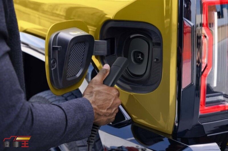 經典黃色重現 H2 精神 GMC 推出 Hummer EV 25 週年限量紀念車型