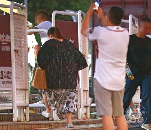 蔡阿嘎內賊現形1/遭蔡阿嘎追債成全台最知名「前員工」 蘿拉與新老闆娘像好姐妹