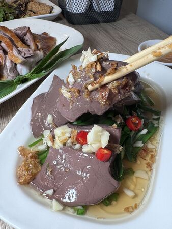 ▲▼碧潭橋頭鵝肉。(圖/小虎食夢網授權提供)