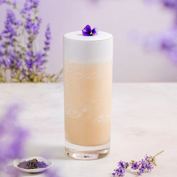 ▲星巴克DREAM PLAZA一周年推出限定飲品。(圖/業者提供)