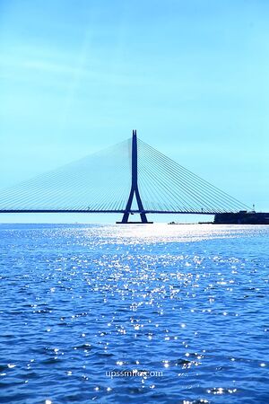 ▲▼淡水漁文影像館淡水第一漁港海景咖啡廳。(圖/《UPSSMILE向上的微笑萍子》授權提供)