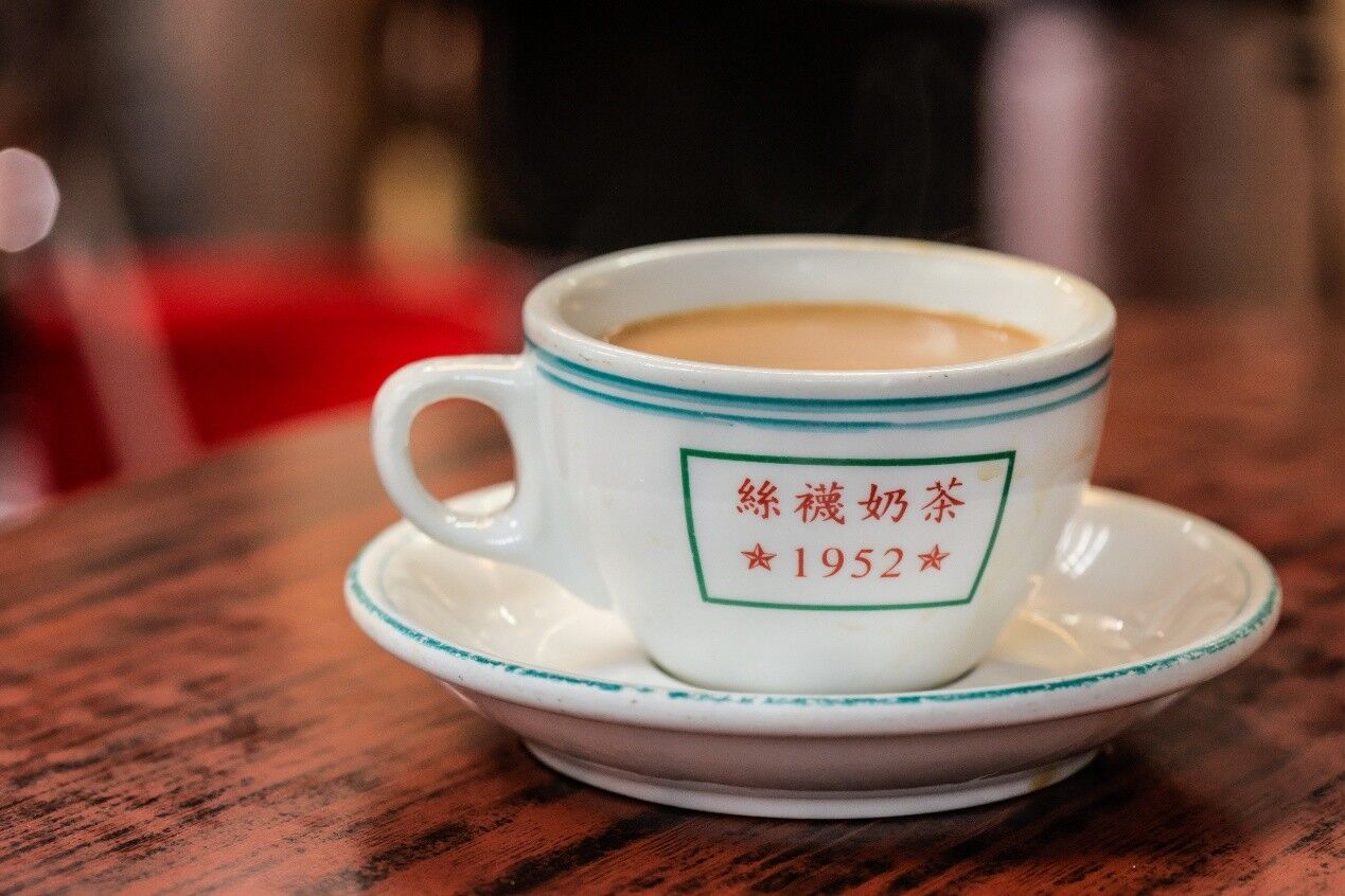 華航北/高天天直飛 搭叮叮車、吃港味 解鎖在地香港的經典日常(圖/香港旅遊發展局、shutterstock)