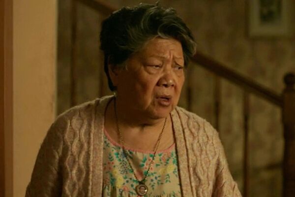▲《蜘蛛人:無家日》(Spider-Man: No Way Home)中飾演「蜘蛛人最強助手」奈德(Ned)阿嬤的菲律賓裔資深演員瑪莉埃吉達里維拉(Mary Egida Rivera)。(圖/劇照)