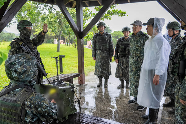 ▲▼總統賴清德今(9)日上午前往桃園視導「漢光42號演習-要域火殲」。(圖/總統府提供)