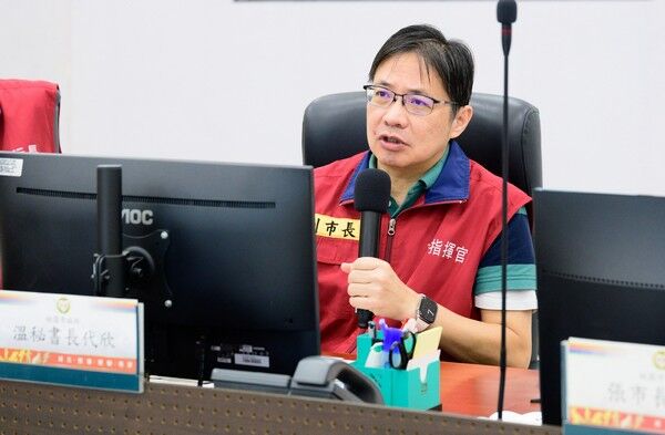 ▲白海豚颱風強降雨襲桃園,張善政坐鎮嚴防全市積淹水
