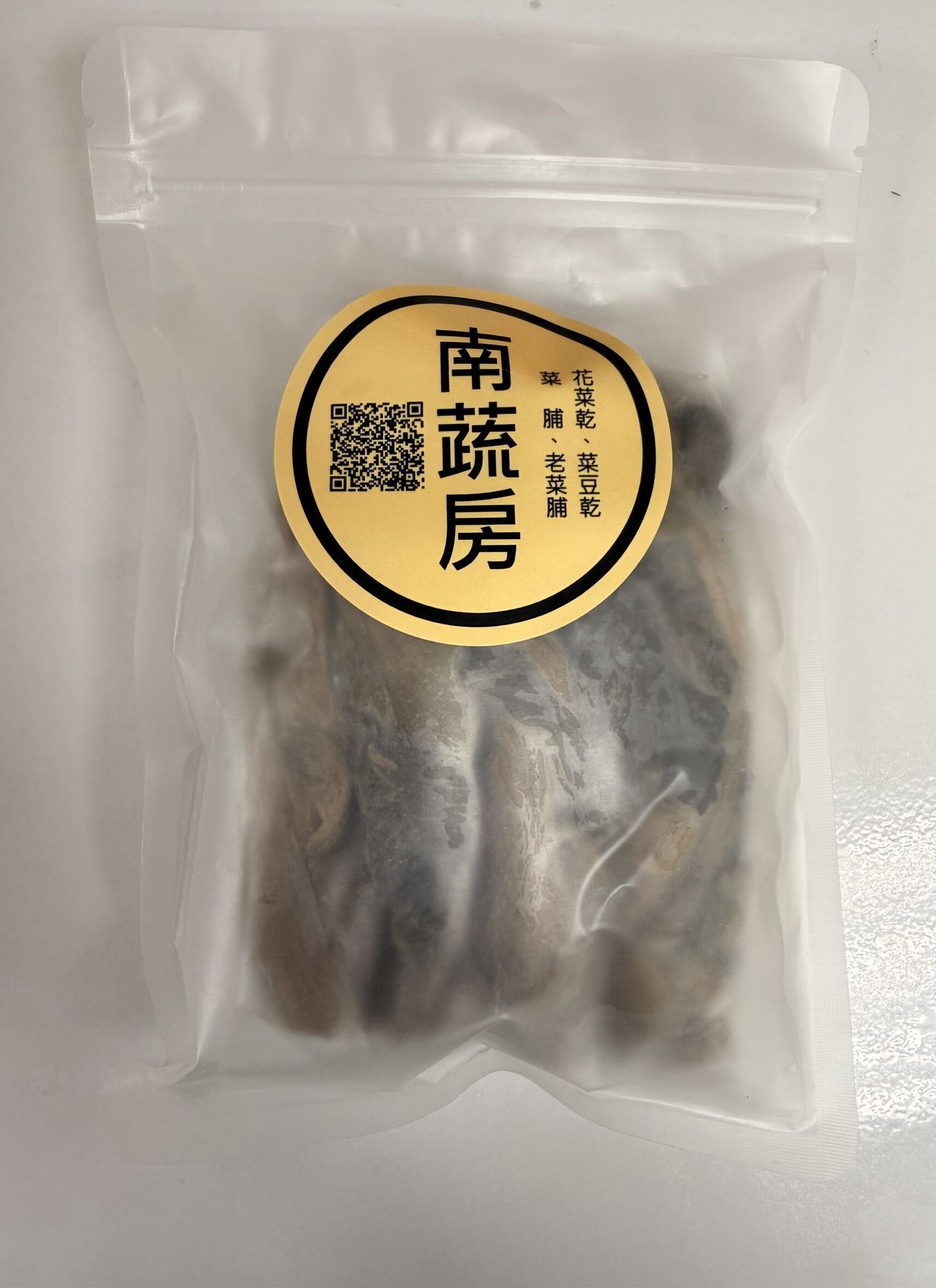 蝦皮購物「南蔬房菜乾專賣店」販售的「朴菜」檢出防腐劑苯甲酸超標。(圖/台北市衛生局提供)