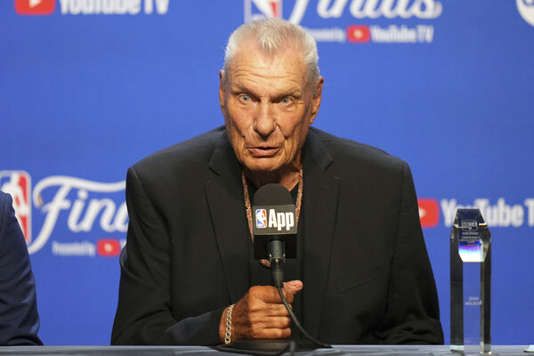 ▲NBA傳奇教頭尼爾森(Don Nelson)傳在家人陪伴下平靜離世,享壽86歲。(圖/達志影像/美聯社)