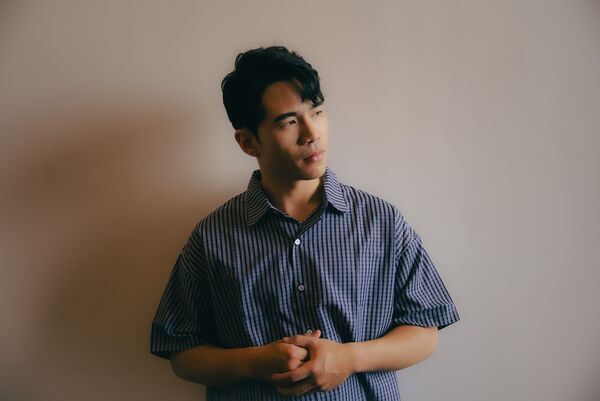 ▲▼ 創作新人黃珌JunJ推出新抒情搖滾單曲〈要好好的〉 。(圖/Still Photographer 周子厚 SMOKE 提供)