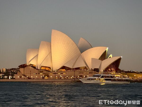 ▲▼雪梨歌劇院,雪梨港,港灣大橋,Sydney Opera House,harbour bridge,歌劇院日落,雪梨景點。(圖/記者彭懷玉攝)