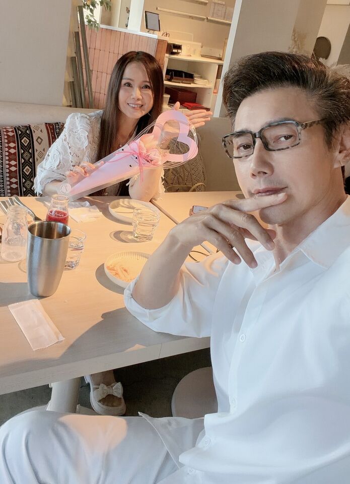 ▲▼包偉銘、劉依純慶祝七夕。(圖/翰森娛樂提供)