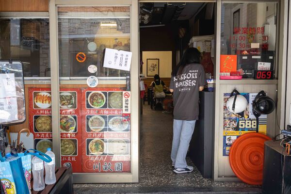 ▲▼台北多間人氣牛肉麵店家整理,涵蓋清燉、紅燒、川味等不同流派。(圖/《美熊很愛吃》授權提供)