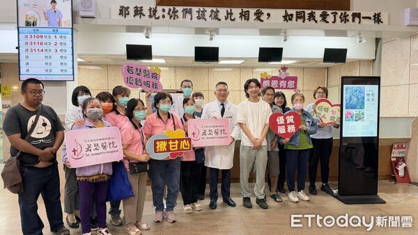 ▲雲林青年藝術家江威儒回到出生地若瑟醫院舉辦藝術展,將家鄉日常風景帶進醫療空間。(圖/記者游瓊華翻攝)