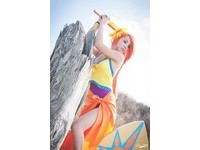 氣質系電眼正妹玩COS　網友：覺得被電到了～（圖／陳珈提供）