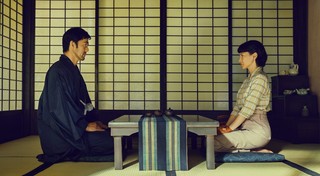 《夕霧花園》正式預告｜李心潔、阿部寬主演