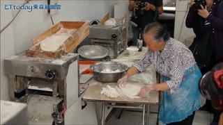 馬祖的超級阿嬤！北竿84歲阿婆12道工法日做30斤魚麵