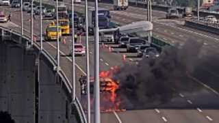 國3彰化「砂石車變火球」！黑煙狂竄…消防急灌救