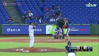 07/14 Lamigo vs 富邦 八局上，林泓育擊出帶有兩分打點安打，Lamigo18分領先