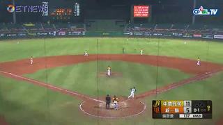 09/21 兄弟 vs 統一 九局下，高志綱擊出二壘安打
