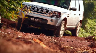 Land Rover Discovery 4 vs Malaysian jungle