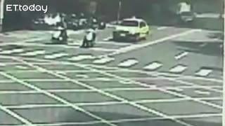 吸2顆笑氣球還開車「笑駕」　男撞巴士進警局稱：治失眠