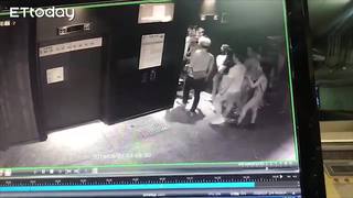 信義區夜店又出事　「喝酒起衝突」酒客電梯內被捅一刀險死