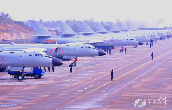 中國空軍首次遠海訓練展示轟-6轟炸機「戰神」（2）。（圖／翻攝自中國空軍網）