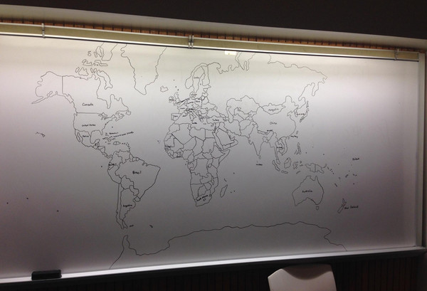 美国11岁自闭症男孩 手绘世界地图惊呆大学生