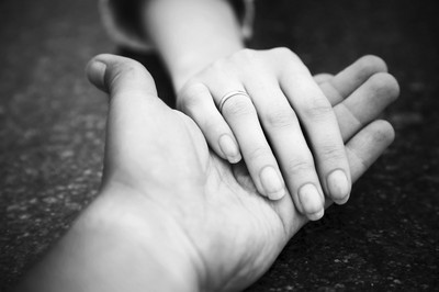 夫妻失智會「同步」　95萬人研究：患者另一半風險也增7成