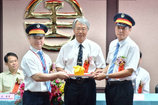 黃榮華接任台北車站新站長 Ettoday旅遊雲 Ettoday新聞雲