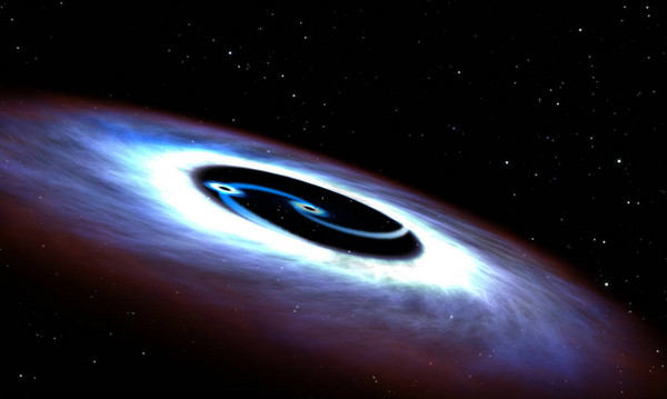 ▲雙重黑洞的主黑洞質量是太陽的1.5億倍。（圖／翻攝自NASA官網）