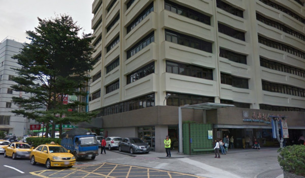 台北長庚醫院急診室。（圖／翻攝谷歌地圖街景照）