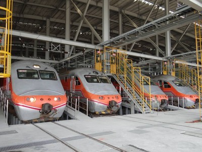 台鐵屏東線號誌故障 38列車累積誤點1041分鐘