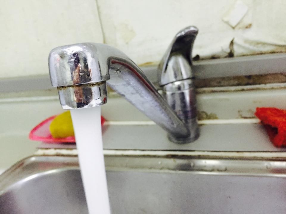 自來水、鉛管、水、水龍頭。（圖／記者許力方攝）