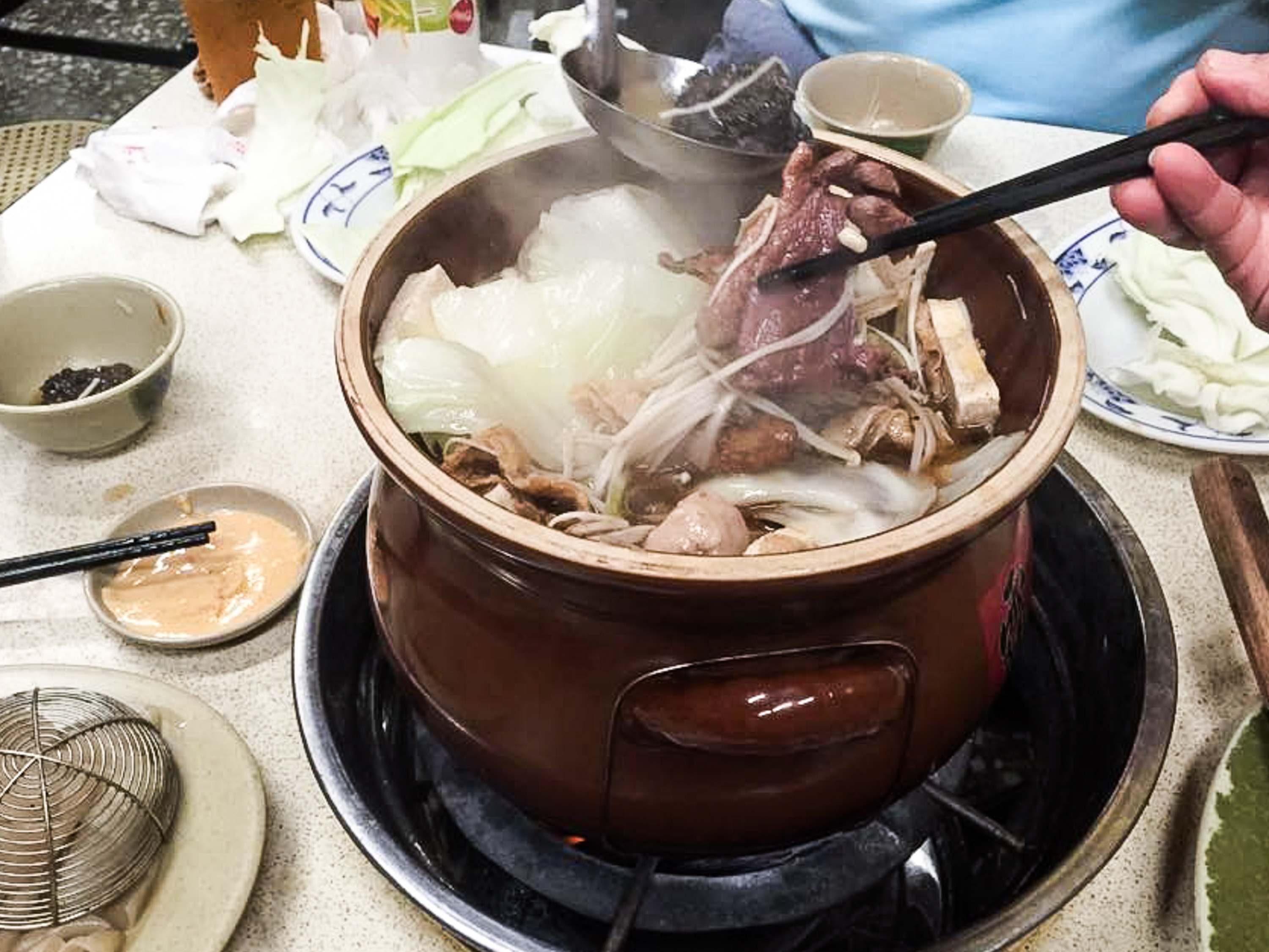 冬天,火锅,姜母鸭(图/记者周宸亘摄)