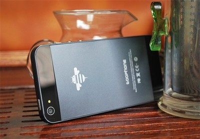 iPhone5尚未發布　大陸廠商搶先推出山寨「谷蜂神機」