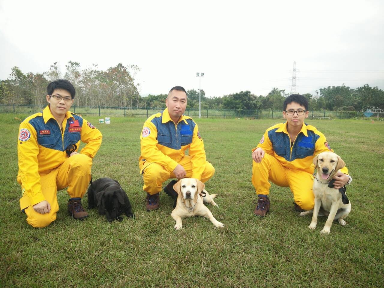 台中搜救犬。（圖／台中市消防局提供）