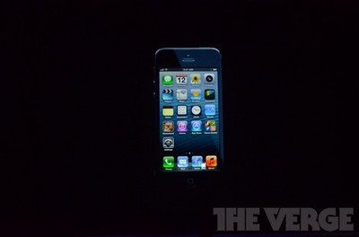 賺很大！iPhone 5成本6千元　美國售價的32％