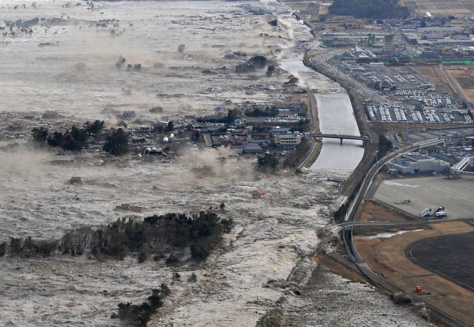 日本恐怖故事:海啸后计程车司机遇到「鬼乘客