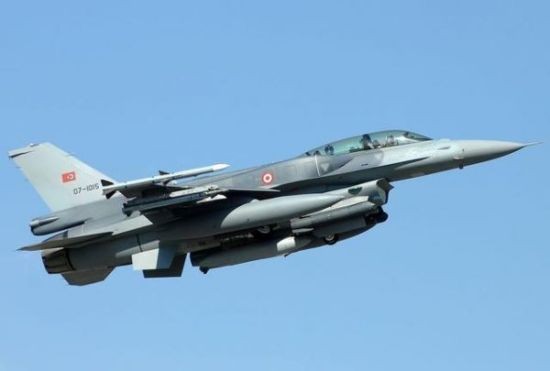 ▲土耳其計畫研發國產戰機，示意圖為土耳其主力戰機F16。（圖／翻攝自《新浪軍事》）