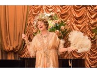 梅莉史翠普唱歌被糗大走音！　感嘆：以前差點去唱歌劇