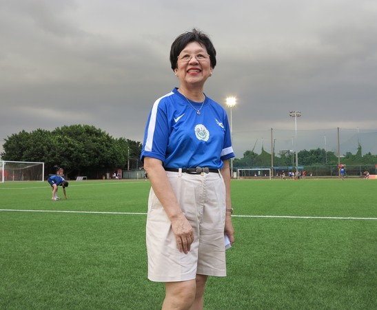 台灣美洲盃足球賽在輔大舉行，薩爾瓦多駐華大使錢曾愛珠。(圖／拉美足球作家奧斯卡提供) 